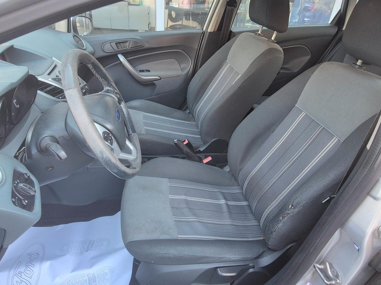 Ford Fiesta 1.2BENZINA GPL 2030