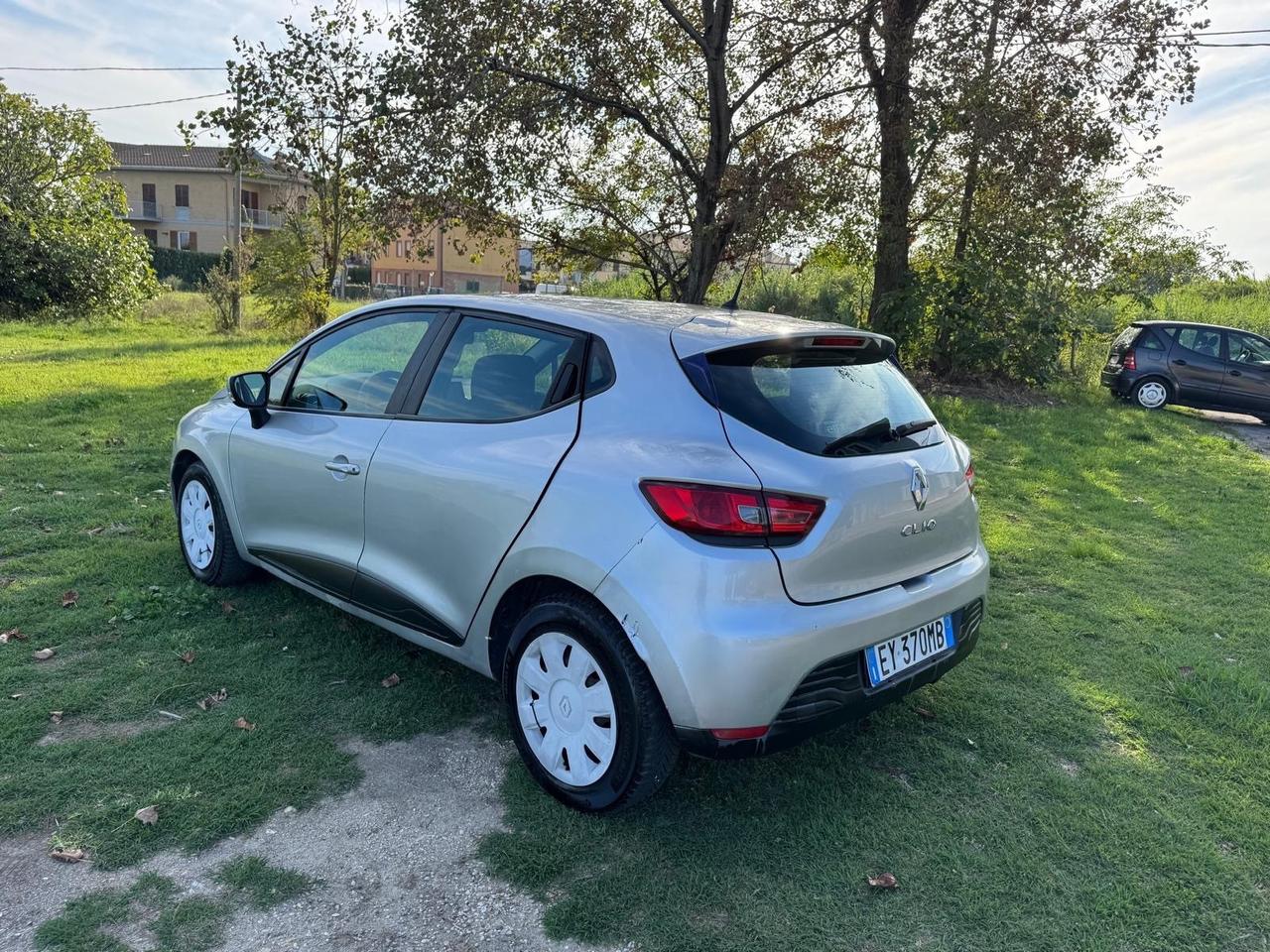 Renault Clio 1.5 dCi 8V 75CV 5 porte Costume National