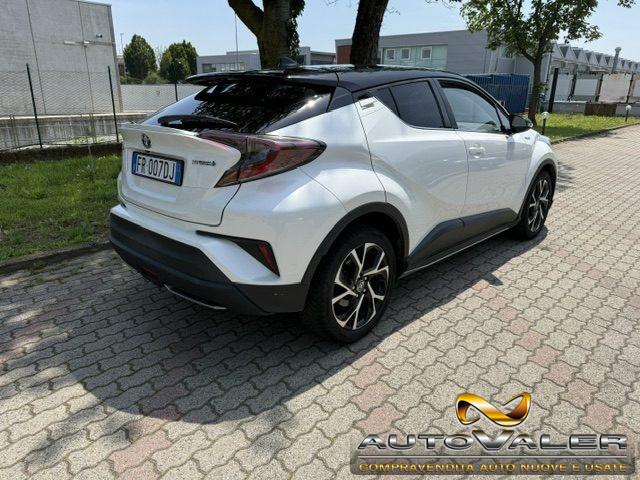 TOYOTA C-HR 1.8 Hybrid E-CVT Toyota Team