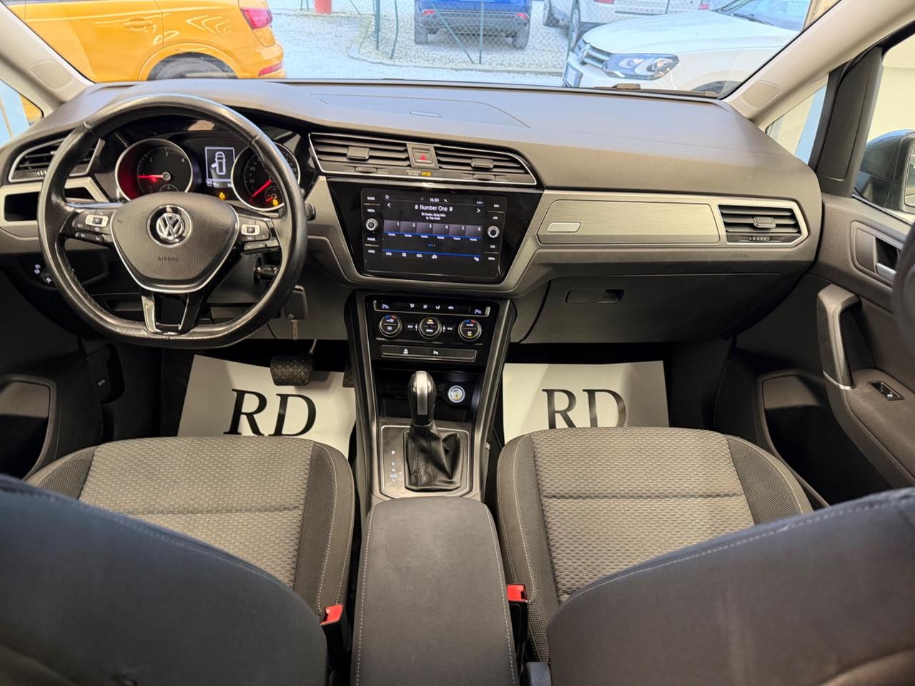 Volkswagen Touran 2.0 TDI 115 CV DSG IVA 7 posti