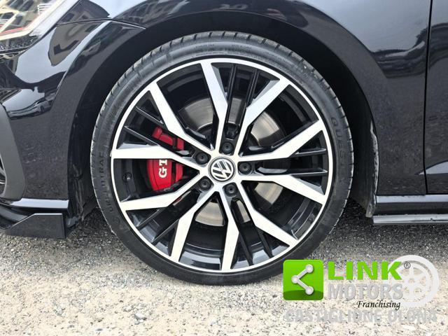 VOLKSWAGEN Golf GTI Performance 2.0 245 CV TSI DSG 5p. BMT