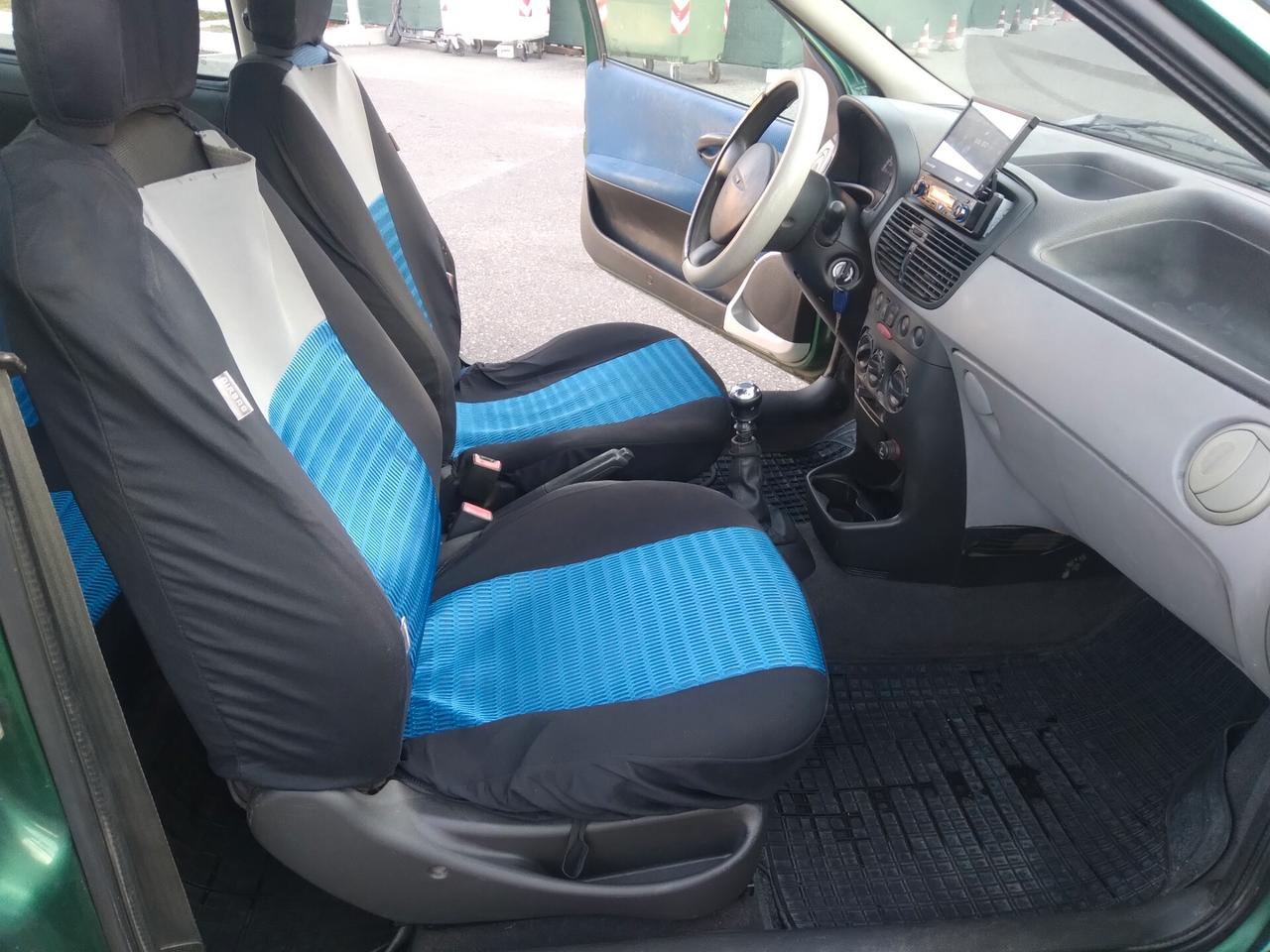 Fiat Punto 1.2i 60cv cat 3 porte x neopatentati