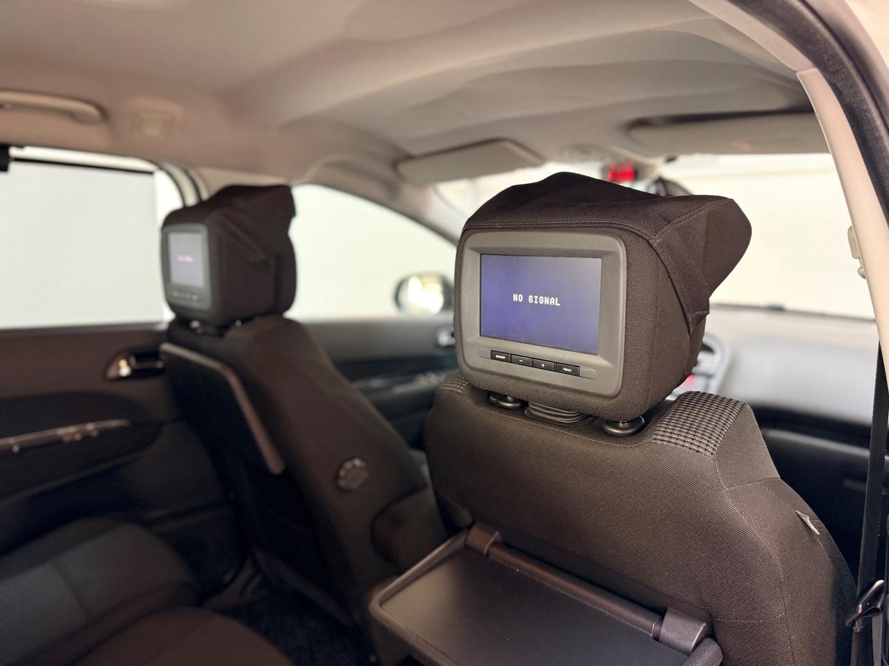 Peugeot 5008 1.6 HDi 112CV cambio robotizzato Féline 05/2011 Euro 5 Neopatentati