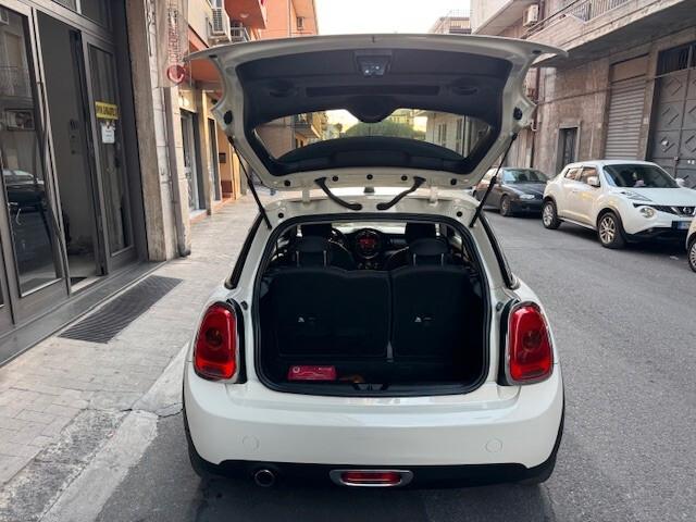 Mini Cooper 1.5 One D