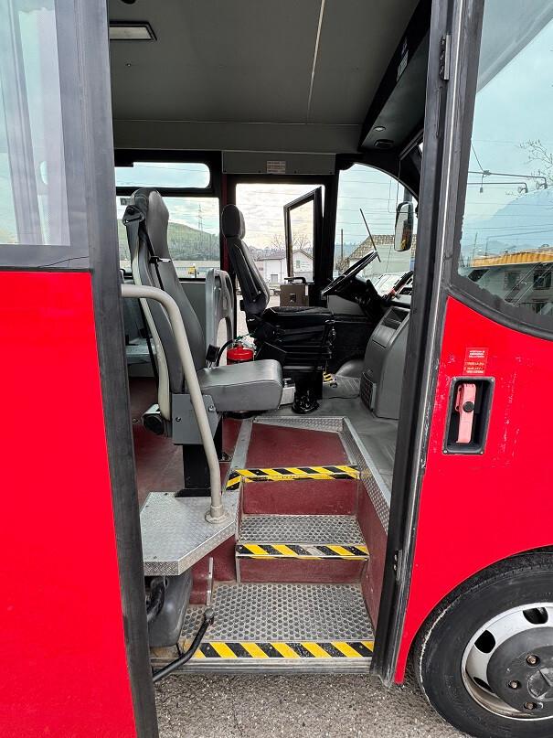 Autobus Scuole Mercedes-Benz V 818D