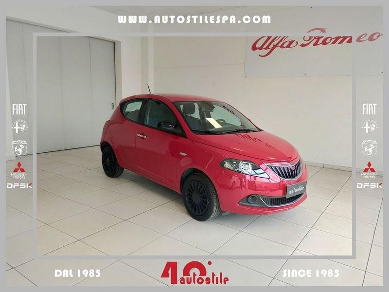 Lancia Ypsilon Ypsilon 1.0 FireFly 5 porte S&S Hybrid Silver