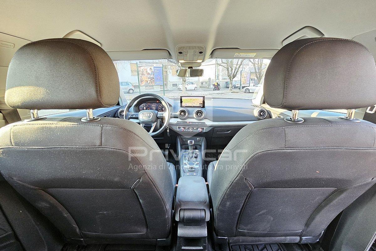 AUDI Q2 30 TDI S tronic Business