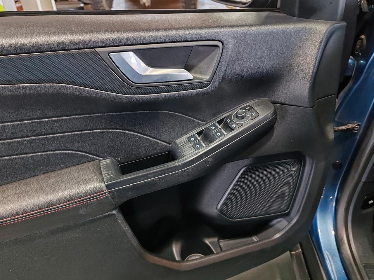 Ford Kuga 2.5 Full Hybrid 190 CV CVT 2WD ST-Line X