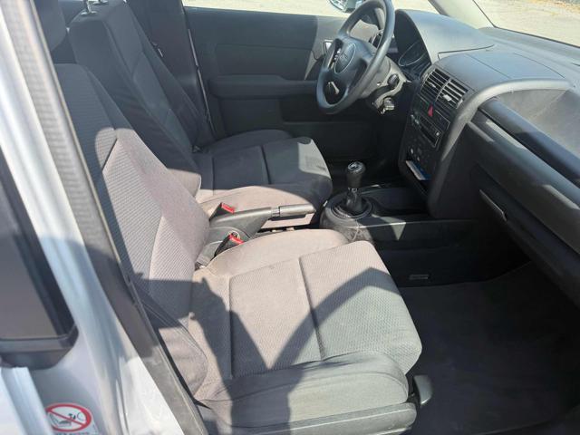 AUDI A2 157,615km 1.4 16V Top senza nessun lavoro da fare