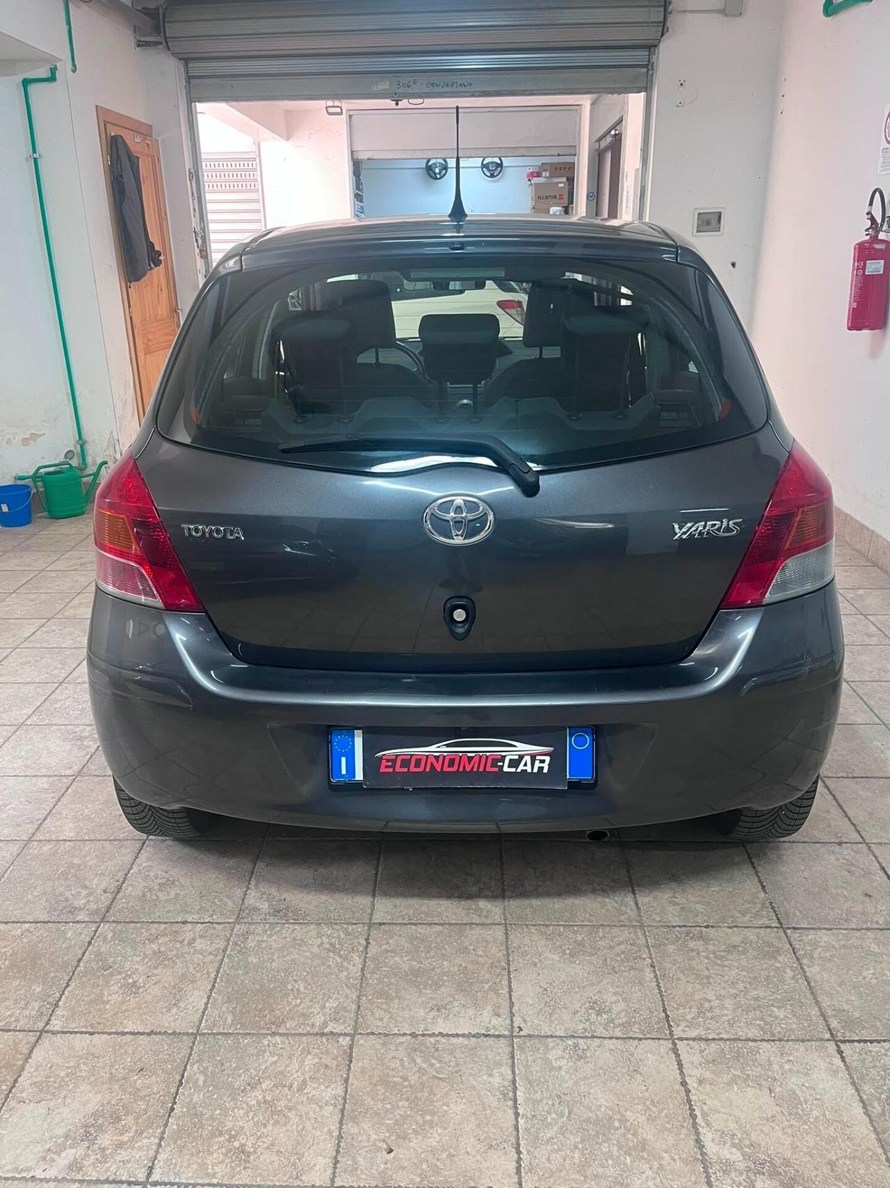 Toyota Yaris 1.3 5 porte Sol
