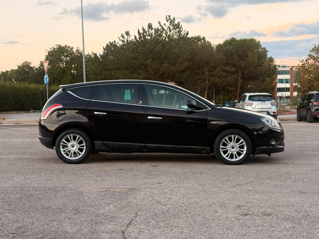 Lancia Delta 1.6 MJT 12 MESI GARANZIA