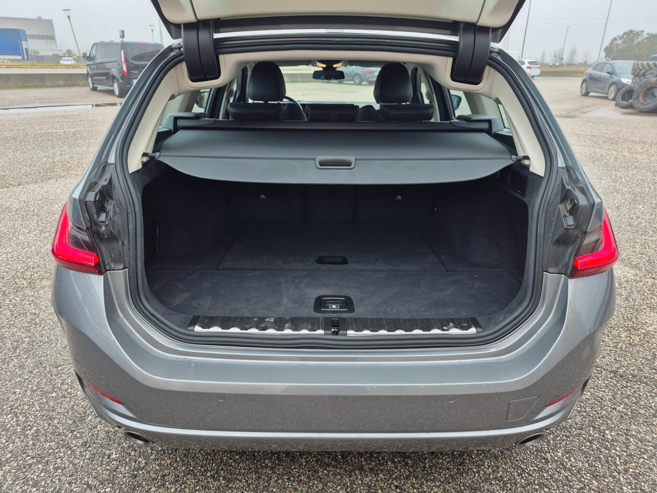 Bmw 318 318d 48V Touring