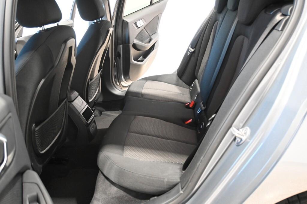 BMW 116D 115CV 6M. BUSINESS ADVANTAGE ( FARI LED - BMW DIGITAL COCKPIT - CRUISE - NAVI - MIRROR - PDC )