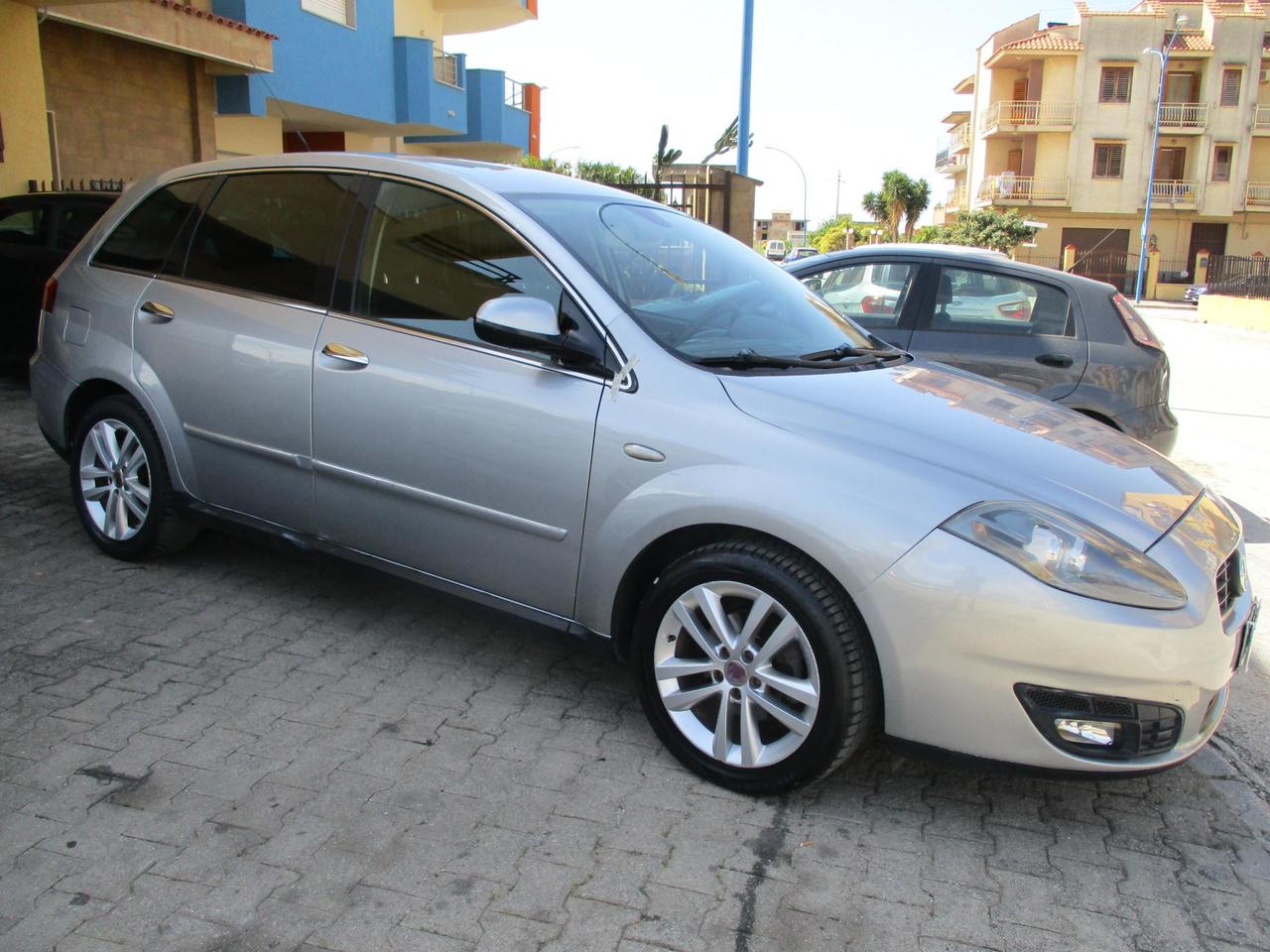 Fiat Croma 1.9 mjt 16v Emotion 150cv