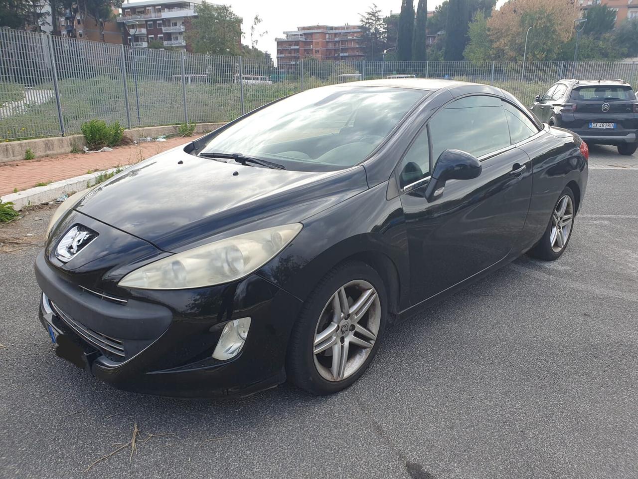 Peugeot 308 2.0 HDi 140CV CC Féline