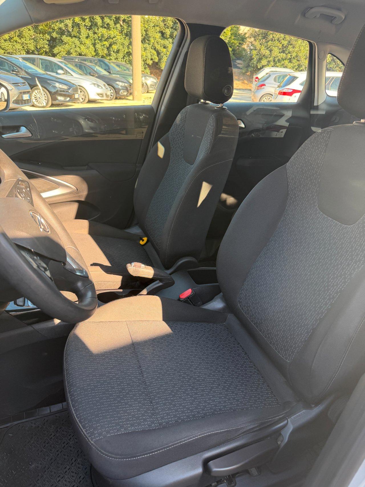 Opel Crossland X 1.2 Advance 83cv my18.5