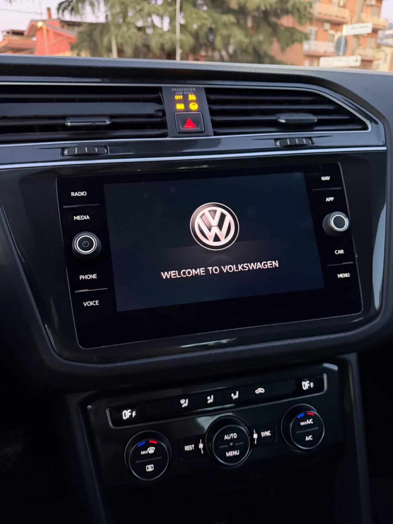 Volkswagen Tiguan 1.6 TDI SCR Sport BlueMotion Technology