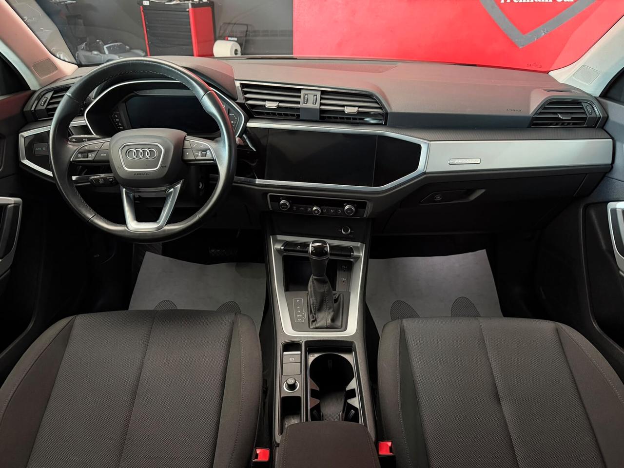Audi Q3 35 TDI quattro S tronic Business Advanced