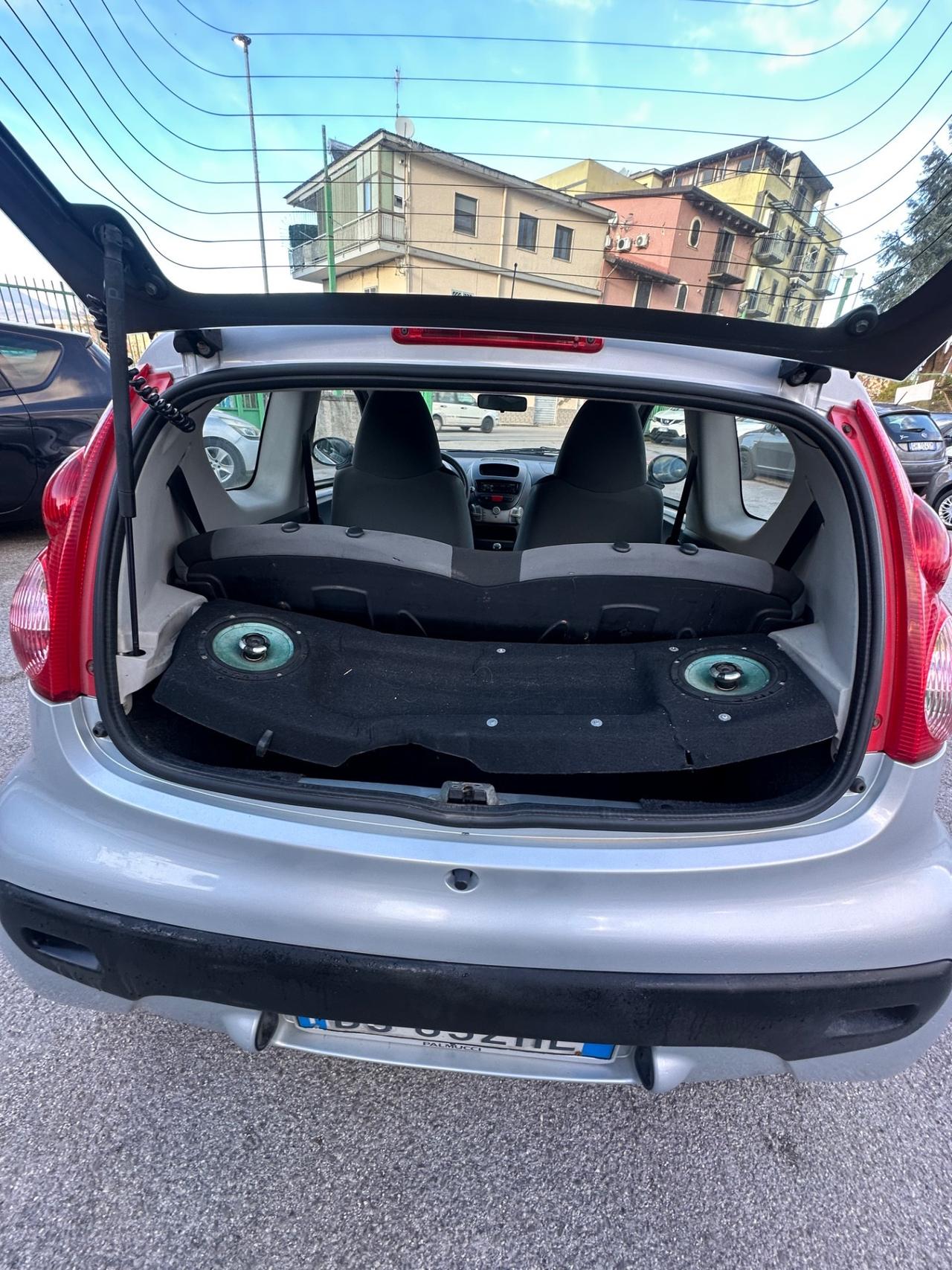 Peugeot 107 1.0 68CV 3p. Desir