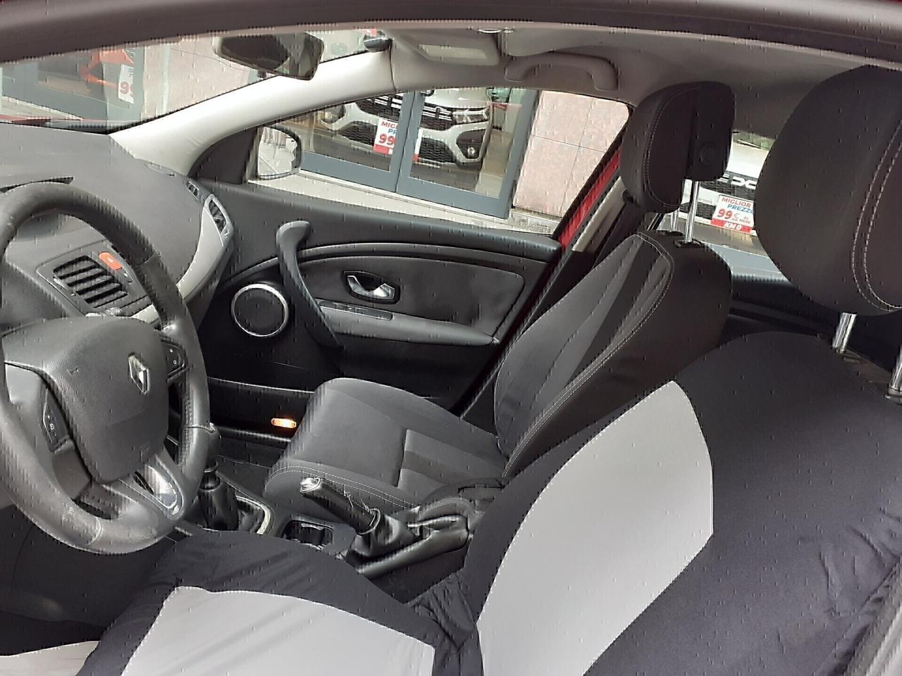 Renault Megane - APERTI AD AGOSTO