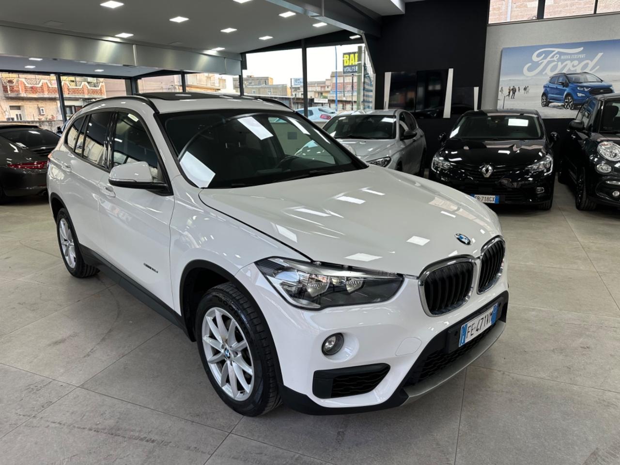 Bmw X1 sDrive18d Advantage AUTOM Tetto 2016