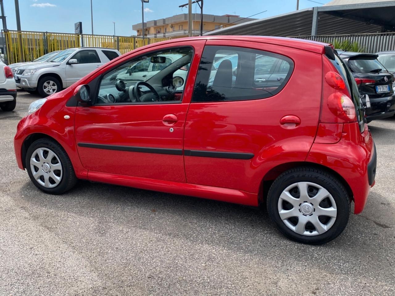 Peugeot 107 1.0 68CV 5p. Sweet Years