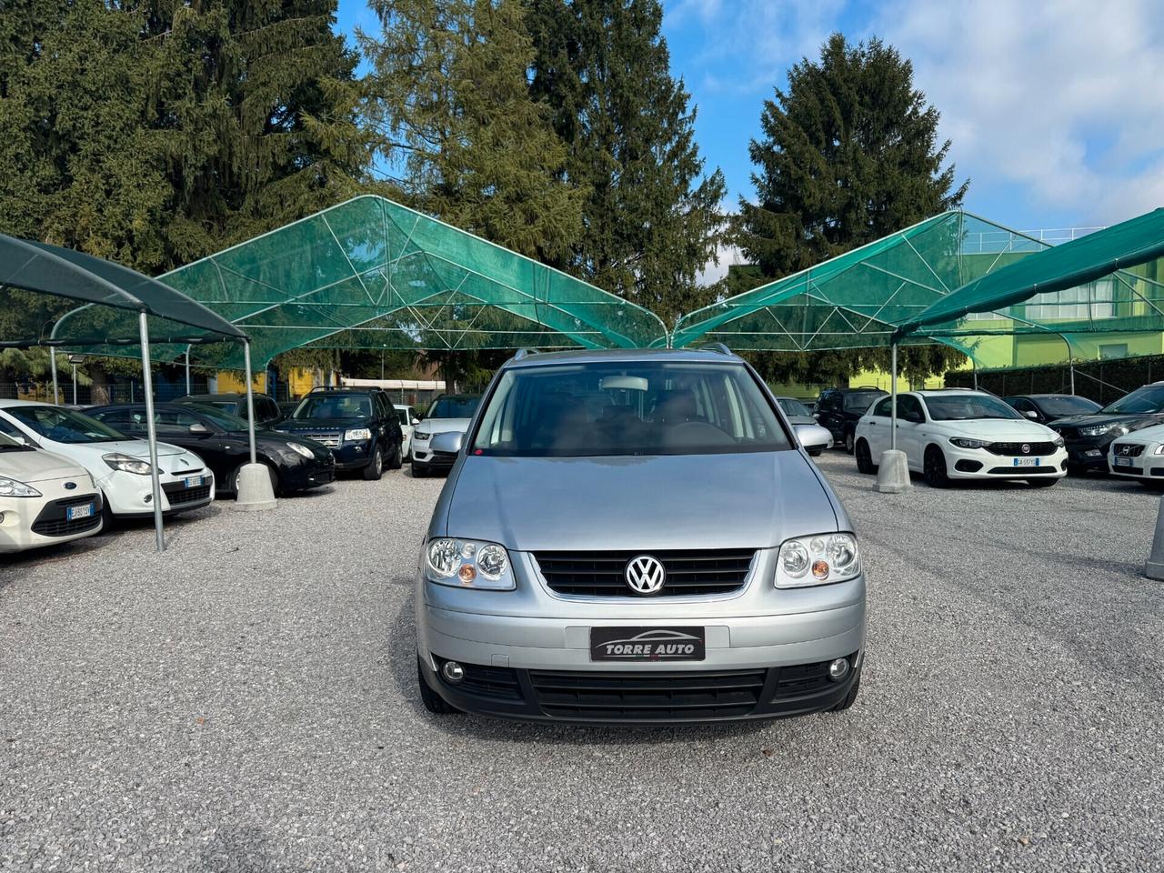 Volkswagen Touran 2.0 16V TDI Highline