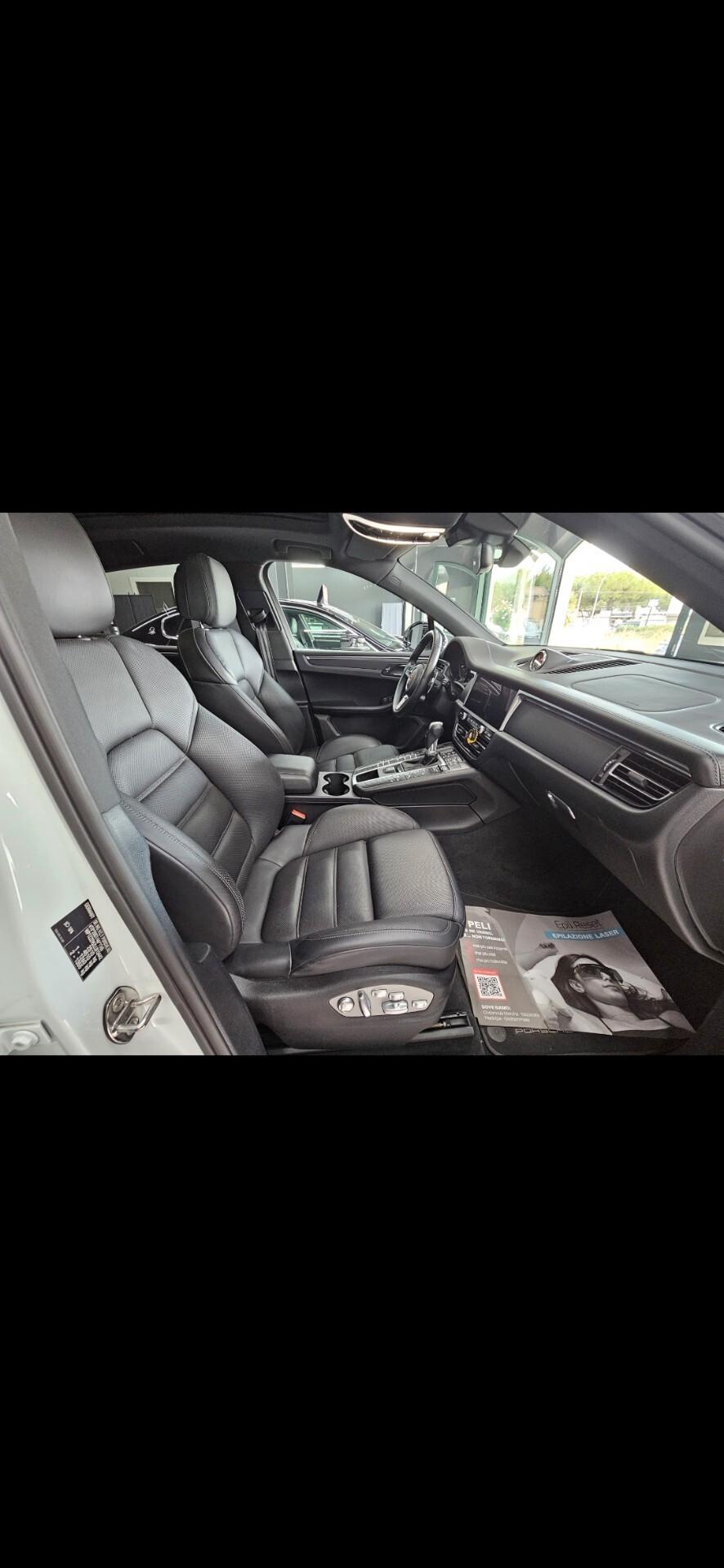 Porsche Macan CHRONO SPORT PLUS