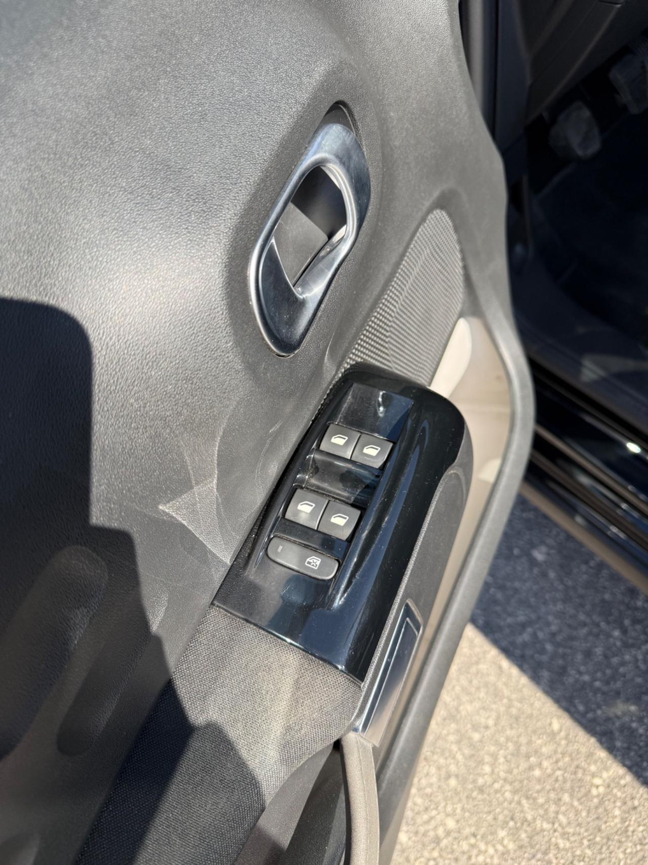 Citroen C3 PureTech 82 GPL Shine