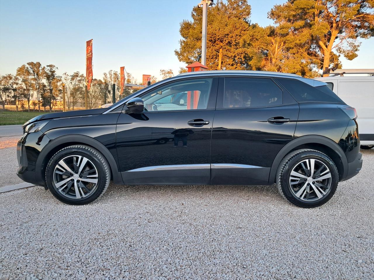 Peugeot 3008 BlueHDi 130cv EAT8 Allure *LED-PELLE-NAVY*