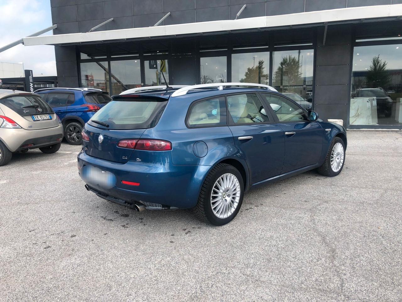 Alfa Romeo 159 2.4 JTDm 200 CV Sportwagon Distinctive Q-Tronic