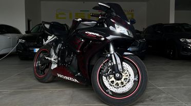 HONDA CBR 1000 MONOPOSTO 171 CV - FULL LED, MAI USATA IN PISTA, GOMME NUOVE