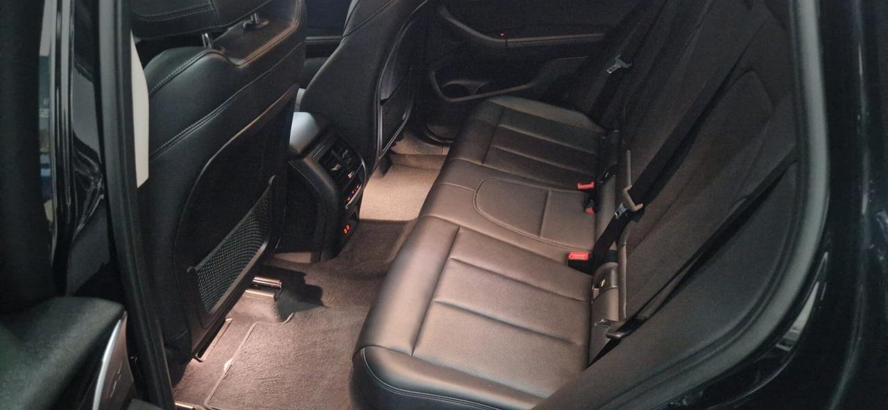 Bmw X3 sDrive18d 48V