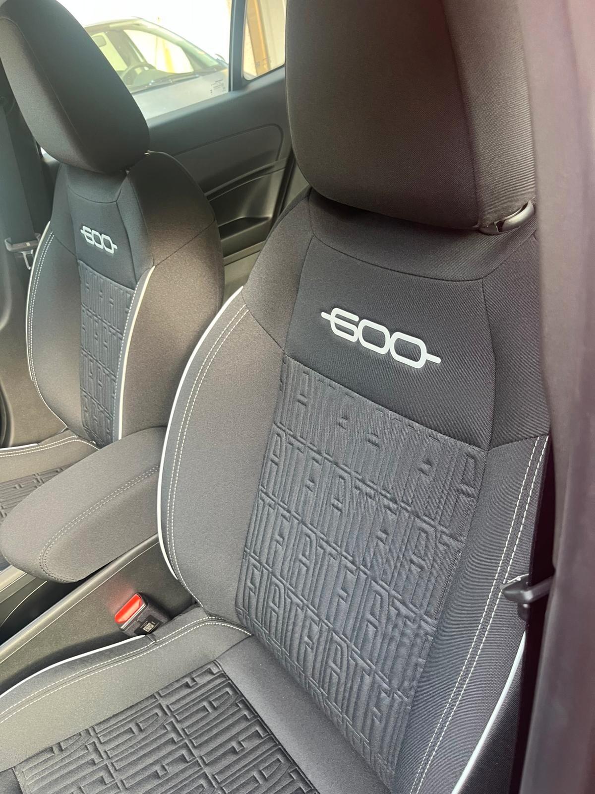 Fiat 600 Hybrid 110 CV DCT MHEV La Prima