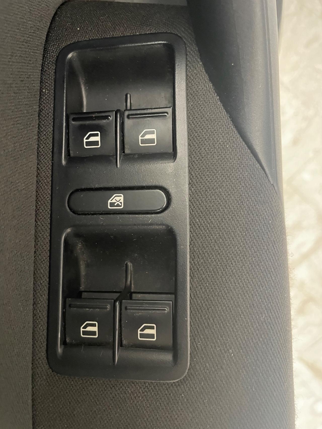 VOLKSWAGEN POLO 1.2 TDI 5P “PARI AL NUOVO”