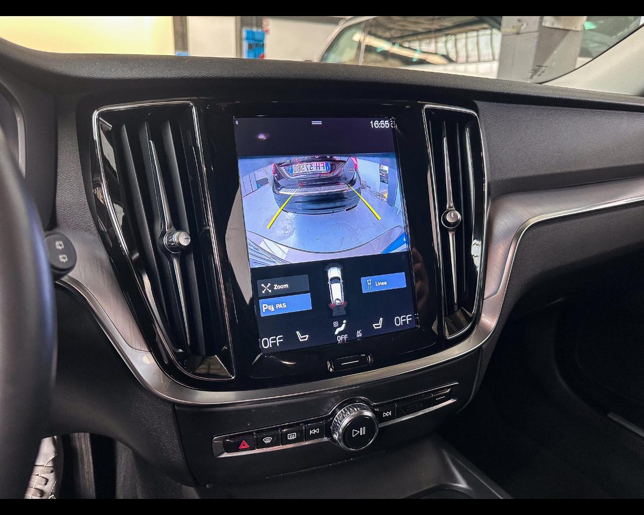 VOLVO V60 B4 (d) Geartronic Momentum Business
