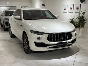 Maserati Levante MHEV 330 CV AWD Executive