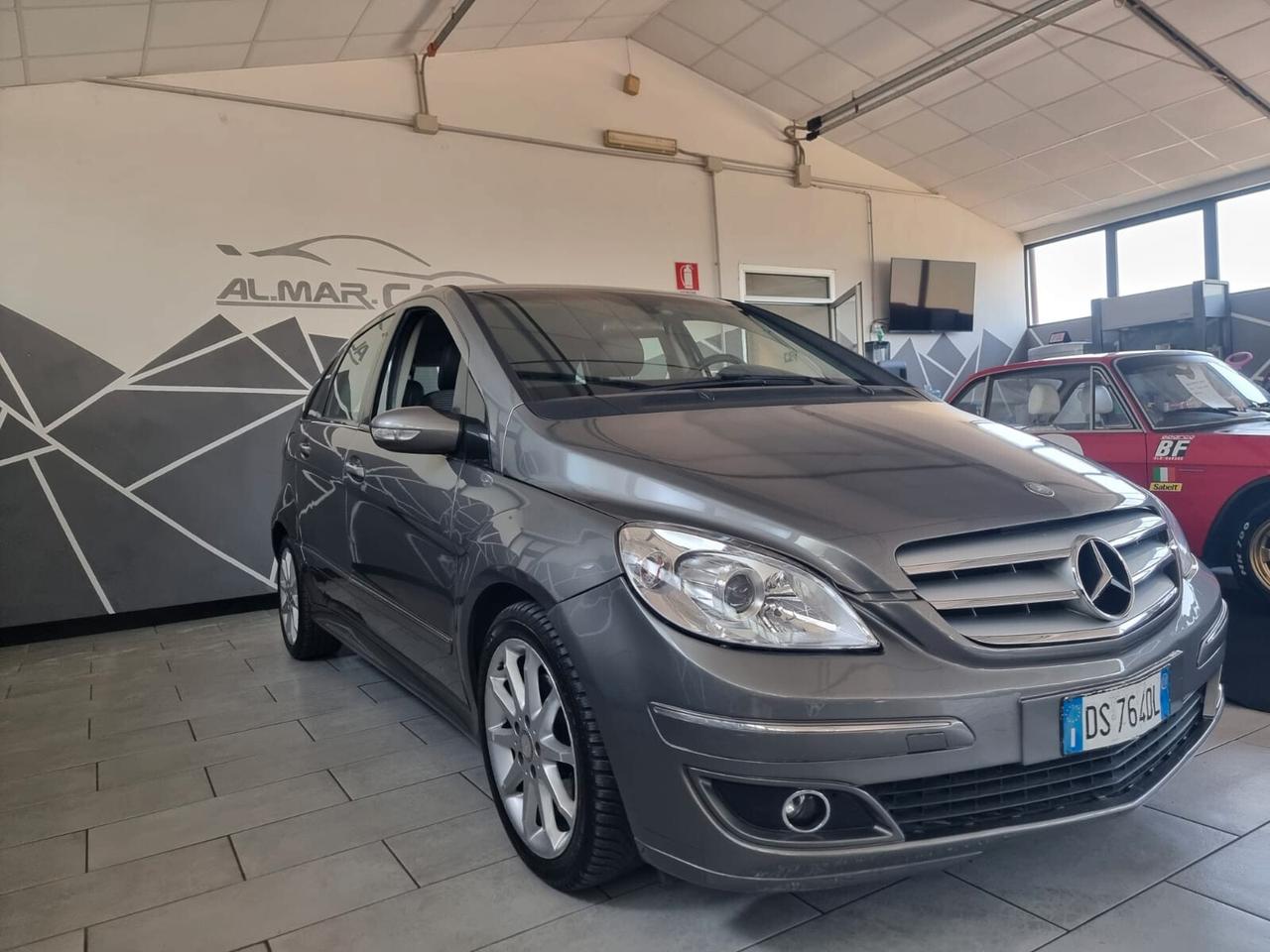 Mercedes-benz B 180 CDI NEOPATENTATI