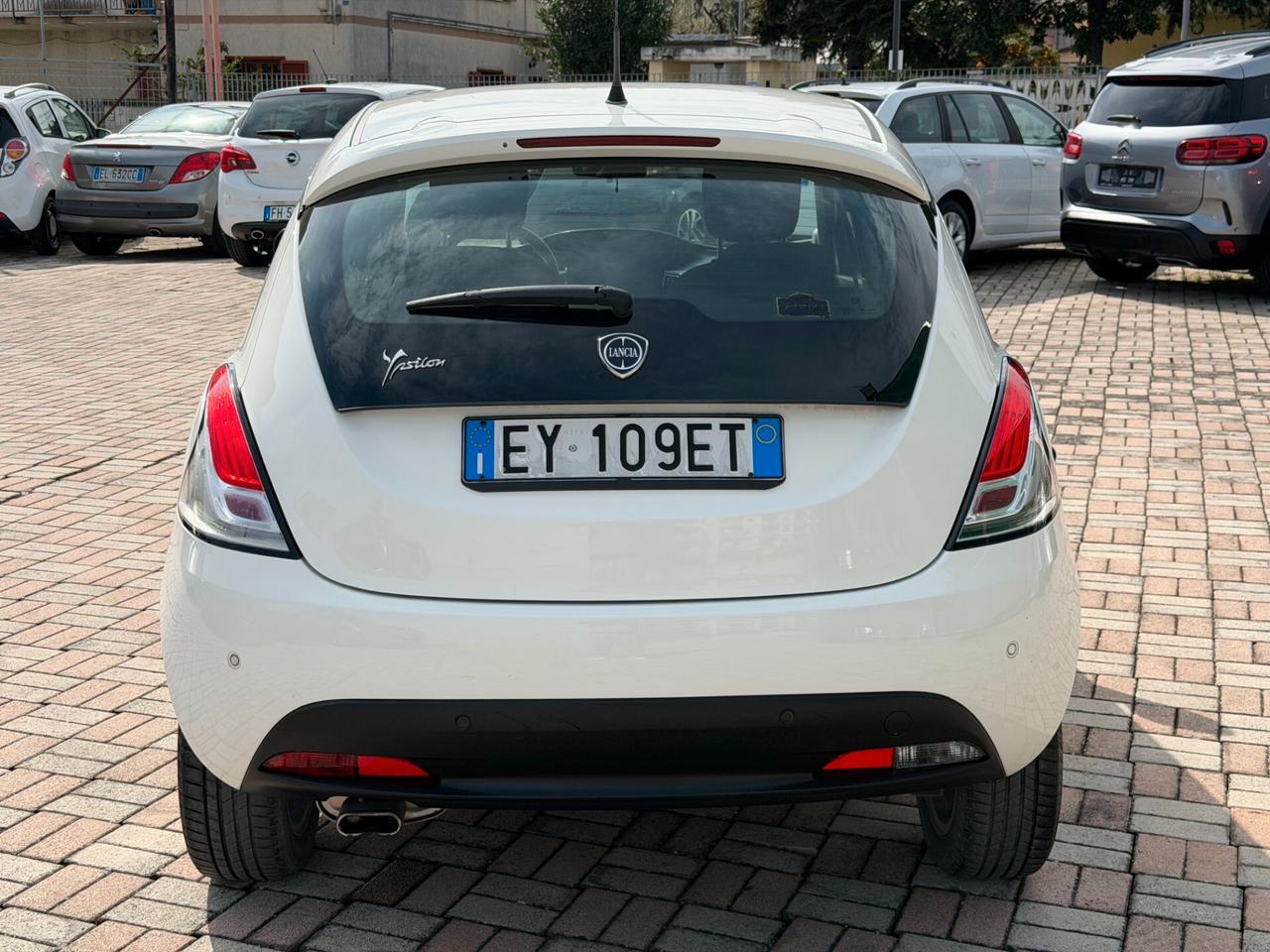 Lancia Ypsilon 1.2 69 CV 5 porte GPL Ecochic Gold