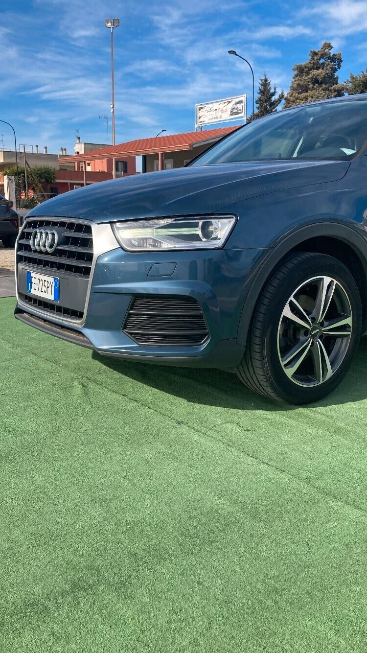 Audi Q3 2.0 TDI 150 CV BUSINESS