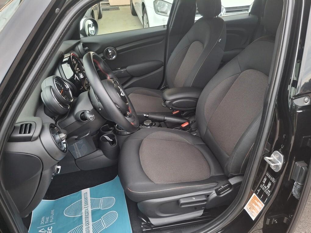 Mini Cooper D 5 porte