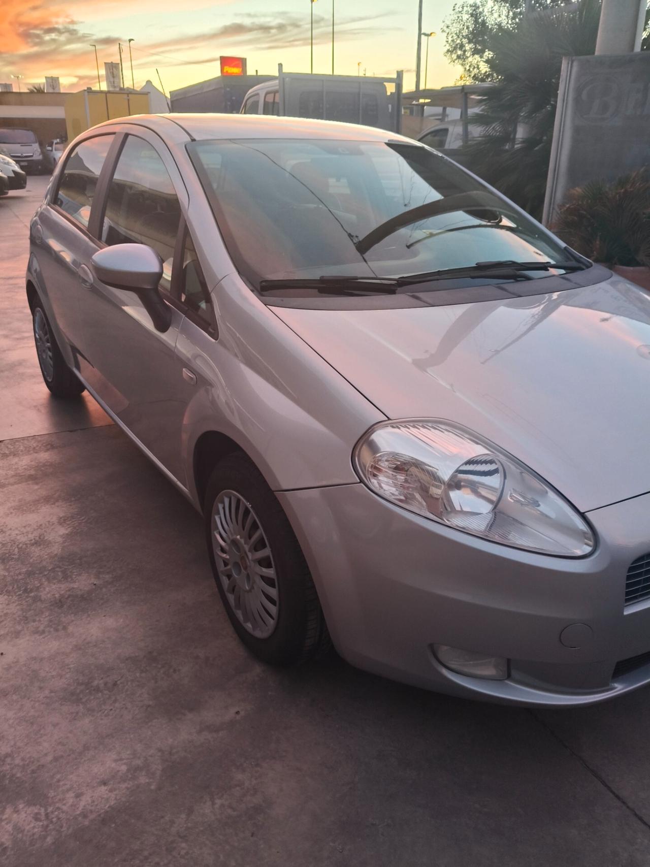 Fiat Grande Punto Grande Punto 1.3 MJT 75 CV 5 porte Dynamic