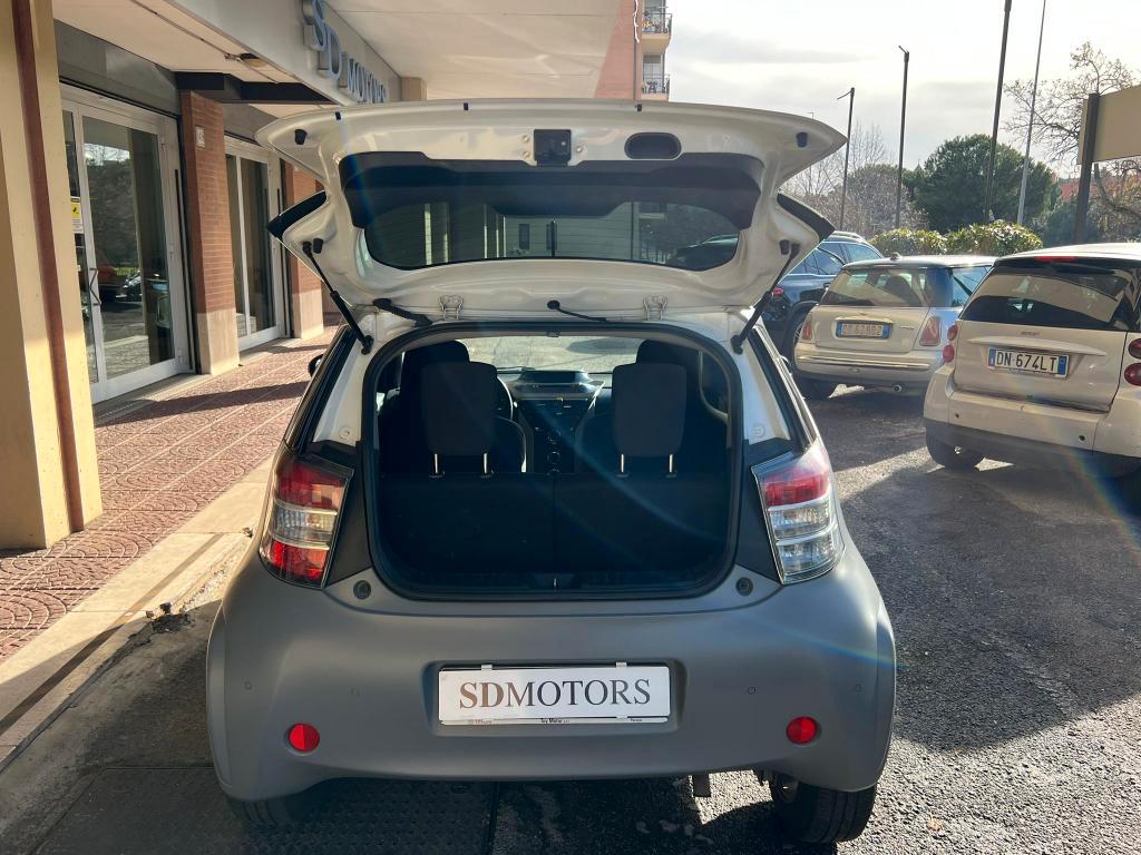 Toyota iQ 1.0 Trend CVT EU5