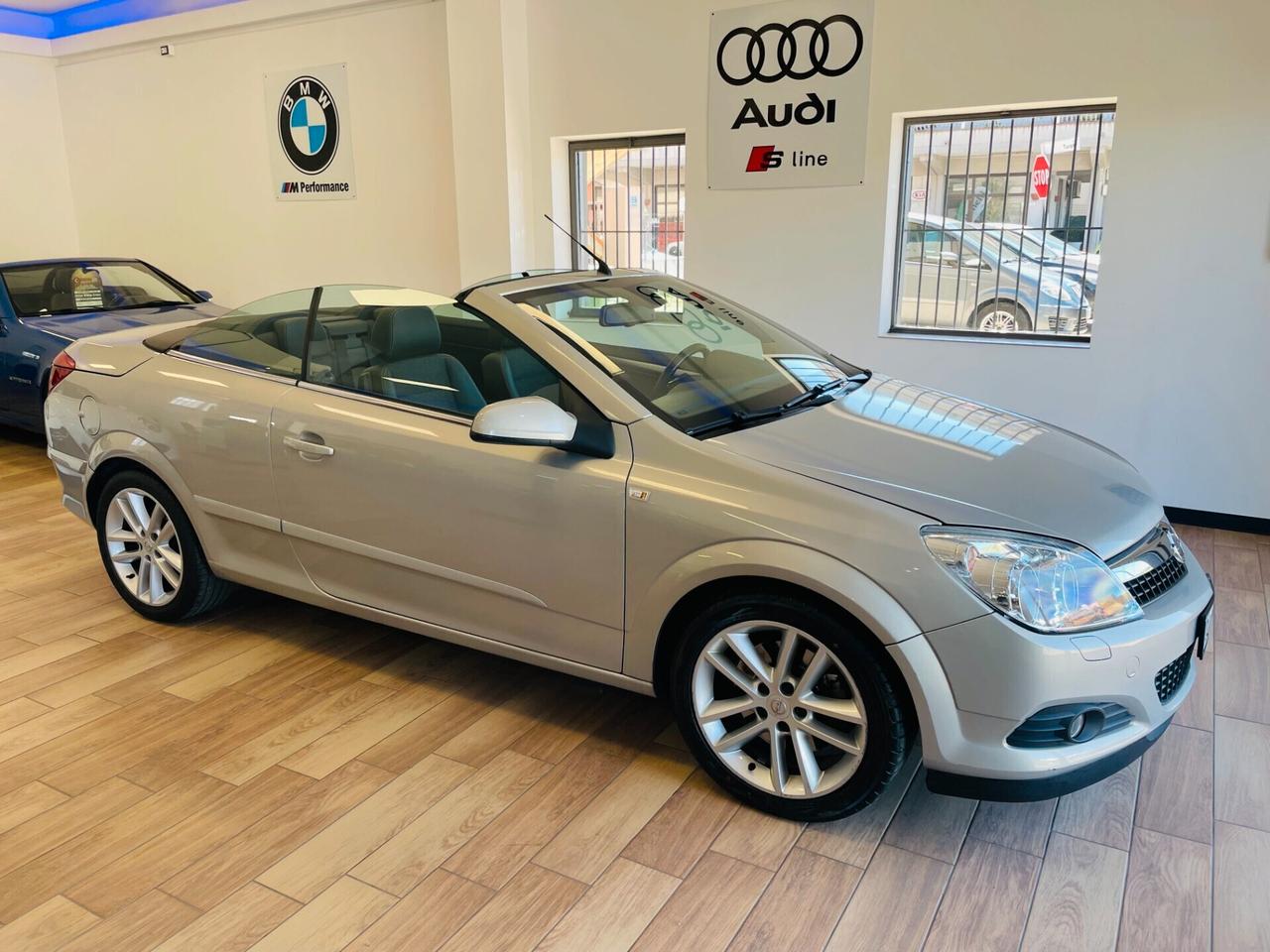 Opel Astra Cabrio TwinTop 1.9 Diesel 150CV Cosmo