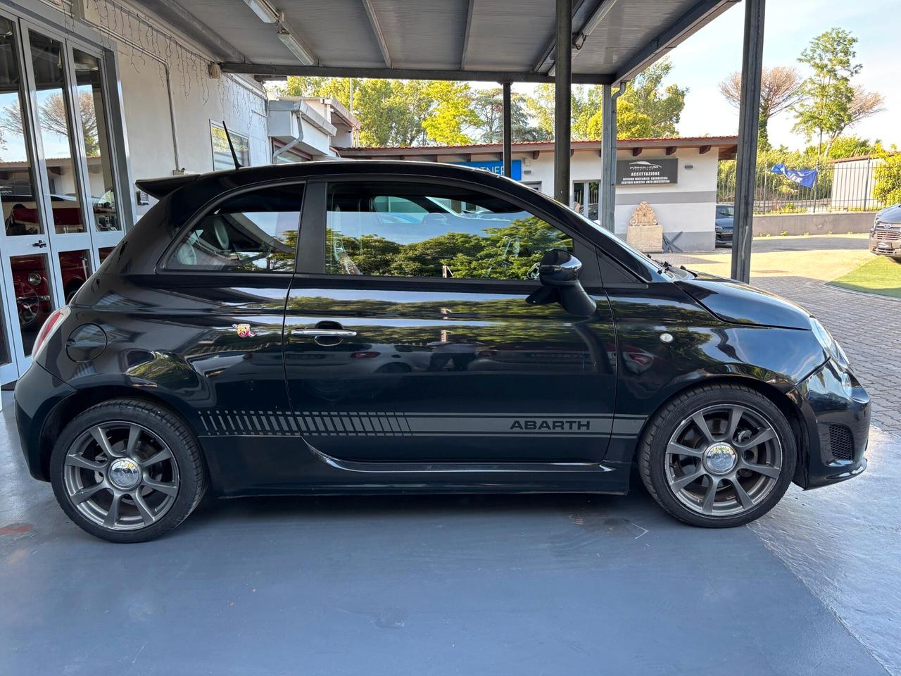Abarth 500 1.4 Turbo T-Jet MTA Custom