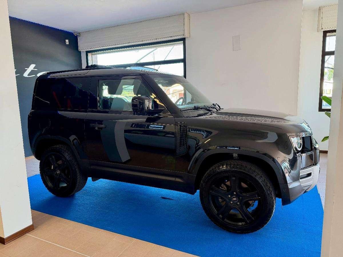 Land Rover Defender 90 3.0D I6 200 CV X-Dynamic SE