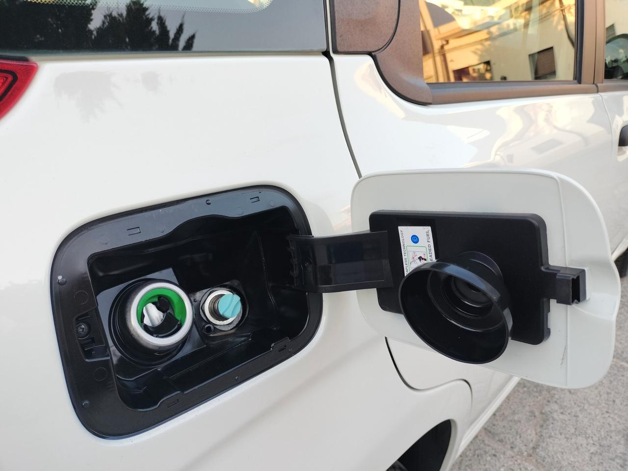 Fiat Panda 1.2 EasyPower Lounge GPL casa madre