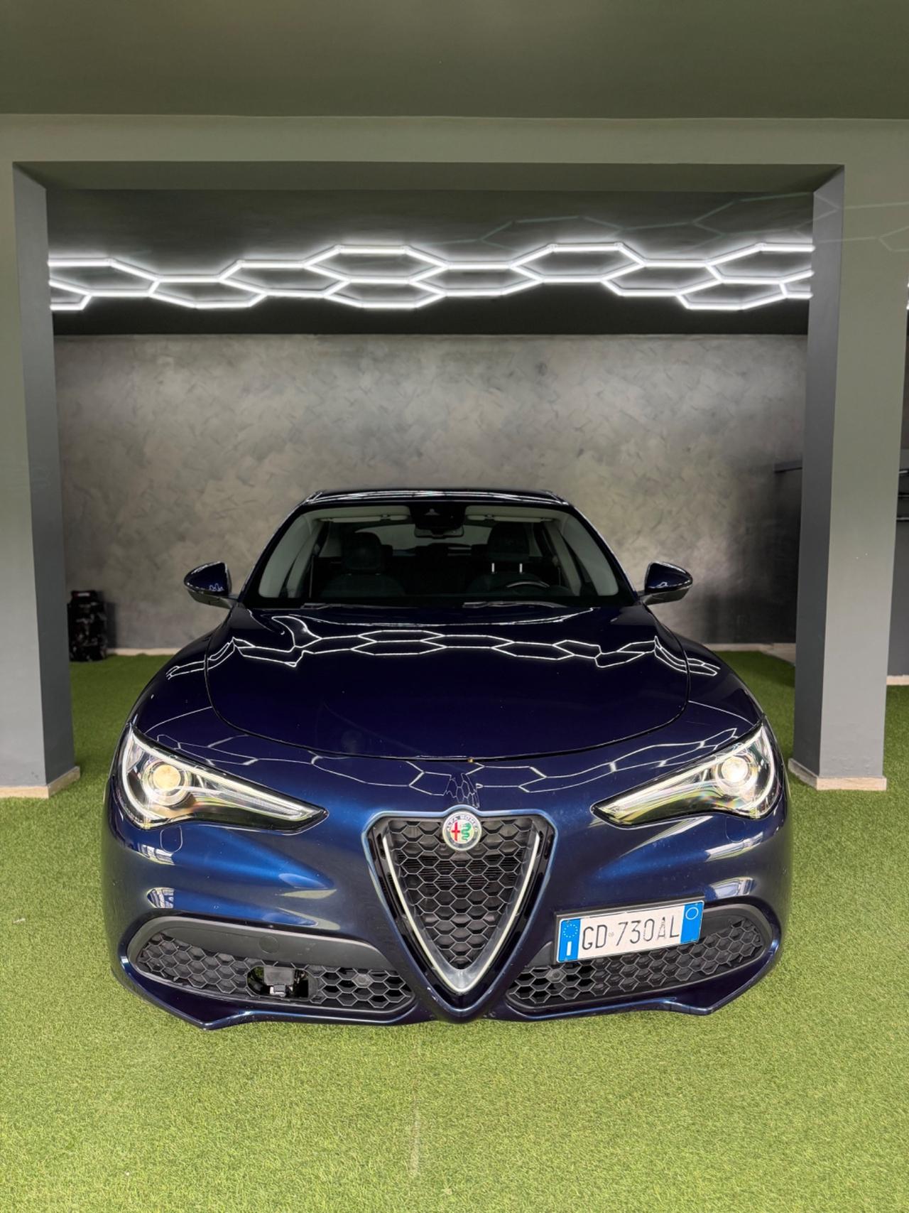 Alfa Romeo Stelvio 2.2 Turbodiesel 190 CV AT8 RWD Executive