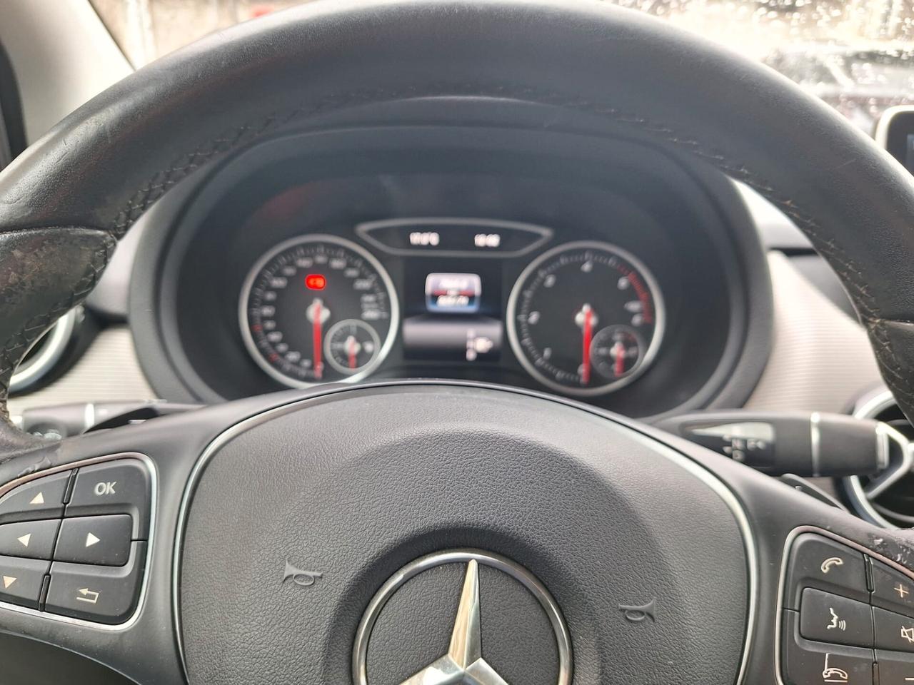 Mercedes-benz B 180 d Business
