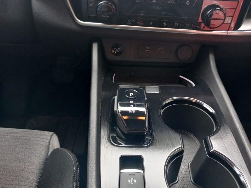 Nissan X-Trail e-Power e-4orce 214CV 4WD 7 posti N-Connecta